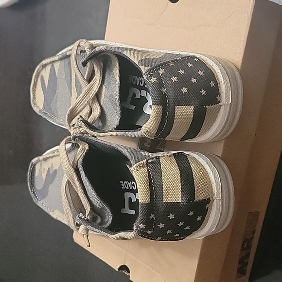 Mr. J Country Boys Casuals Camo Print Shoes - Picture 3 of 6